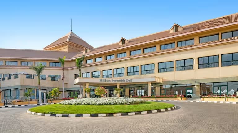 Hilton Pyramids Golf